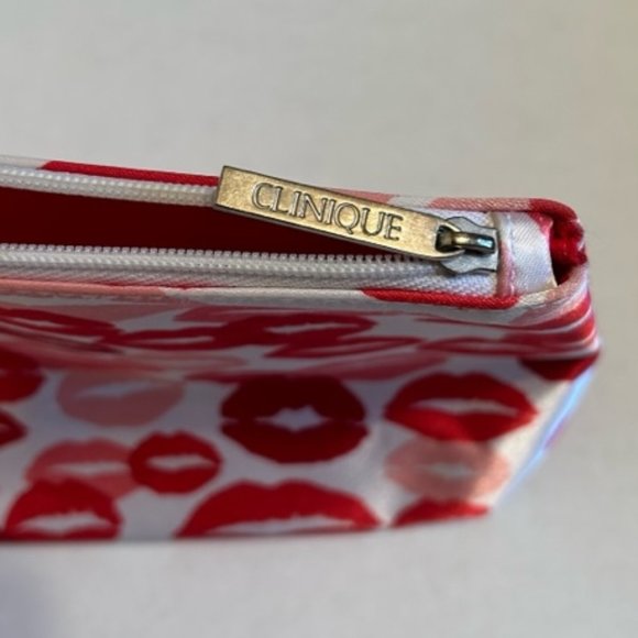Clinique Pink Lip Patterned Cosmetic Bag - Picture 5 of 7